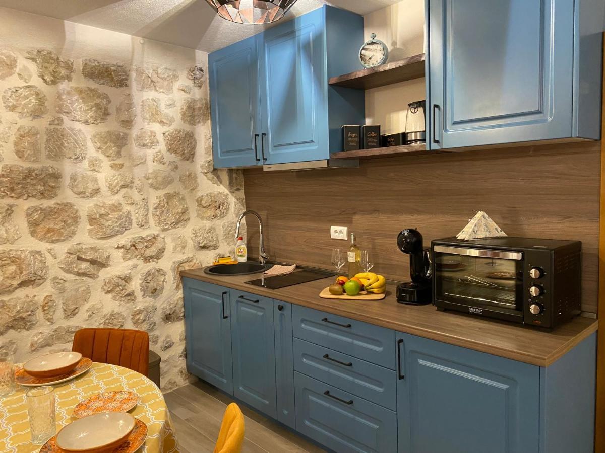 Apartment Caserma Котор Екстер'єр фото