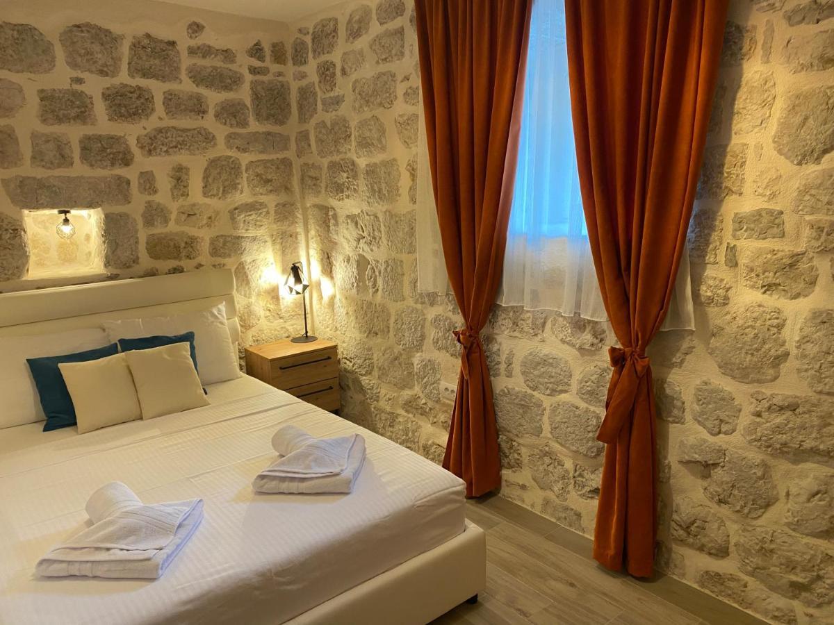 Apartment Caserma Котор Екстер'єр фото
