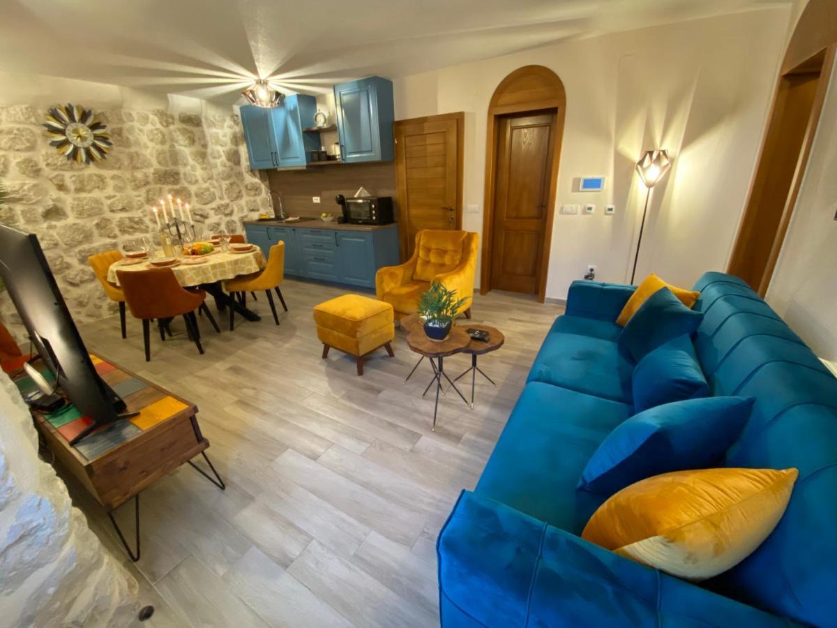 Apartment Caserma Котор Екстер'єр фото