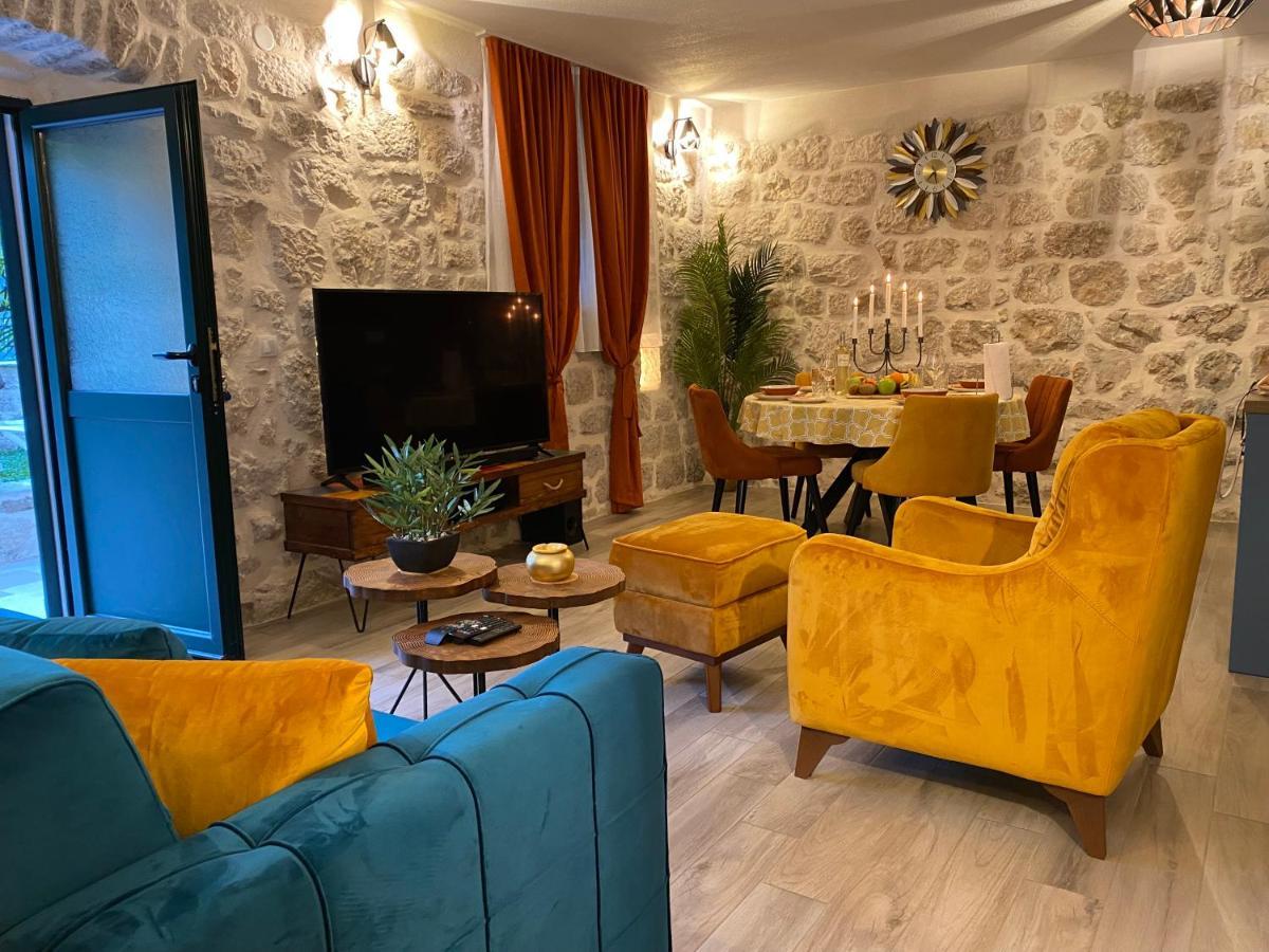 Apartment Caserma Котор Екстер'єр фото